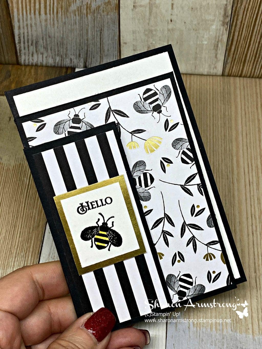 How to Make a Four Fold Card For a Friend