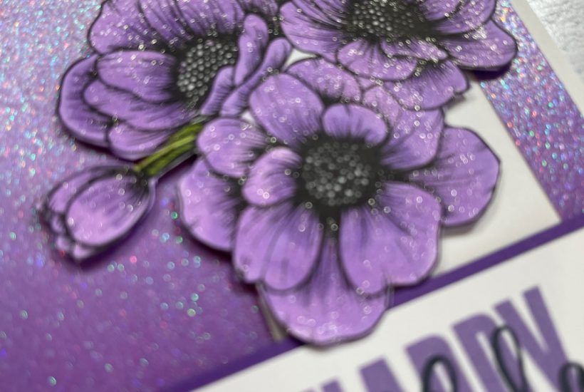 How to Use Ombre Paper to Make Fascinating Greeting Cards